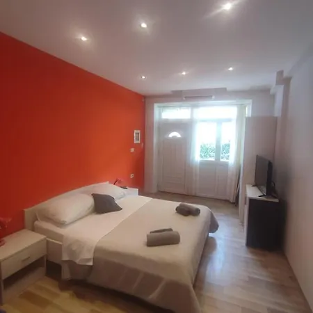 Apartment Deni 10